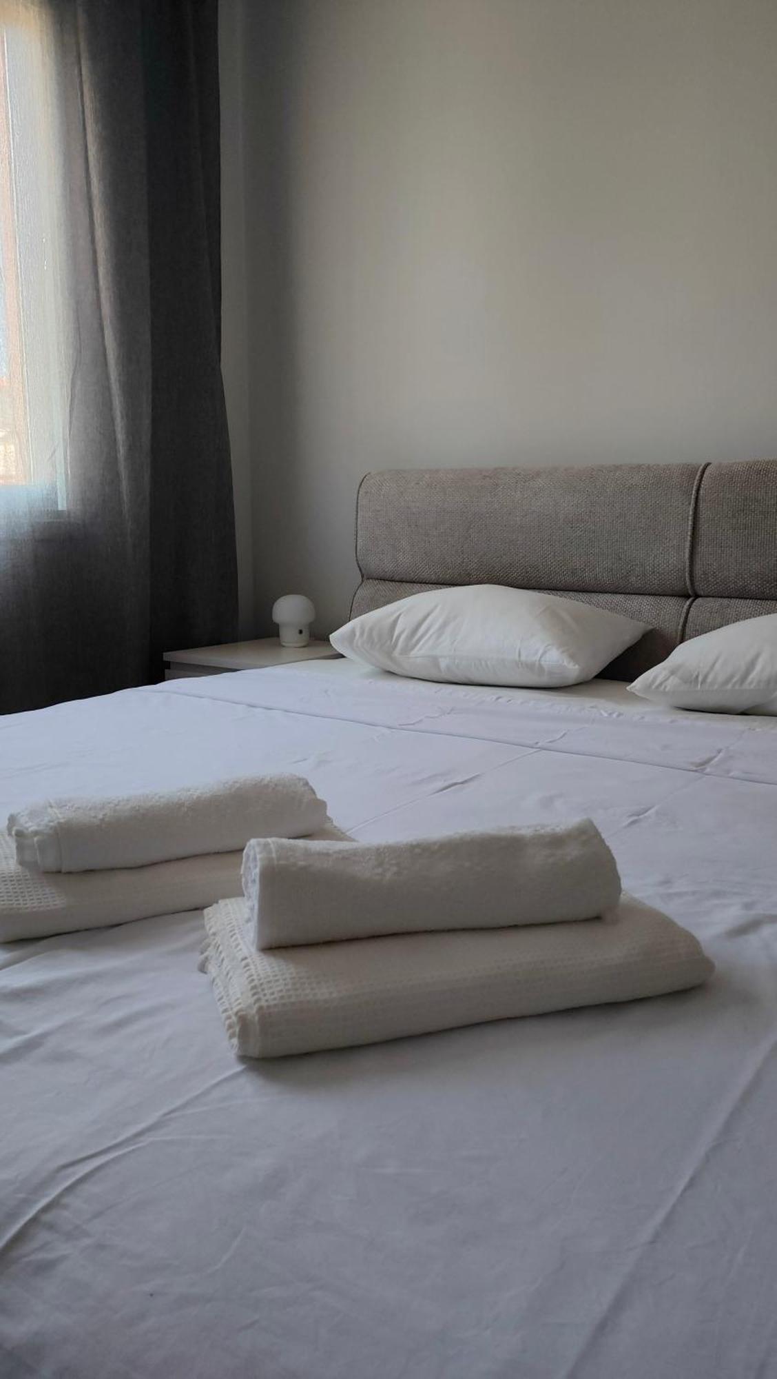 Two Bedroom Apartment With Pool Пафос Экстерьер фото